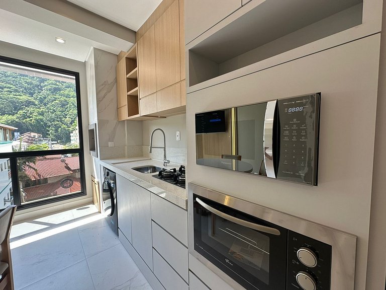 Apto com Piscina Aquecida | A 70 m da Praia