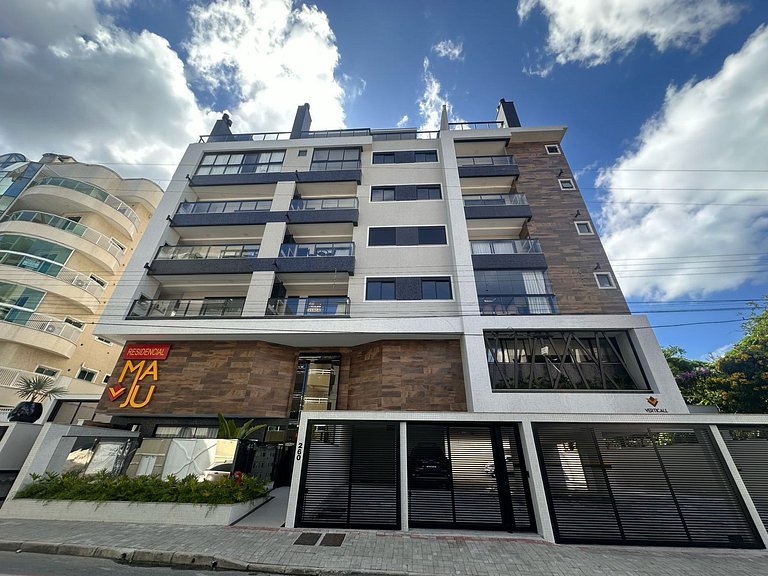 Cobertura Alto Padrão, Super Completo para Famílias com Vist