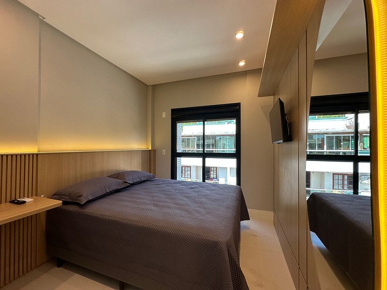 Vista Costão | Piscina Aquecida | A 70 m da Praia