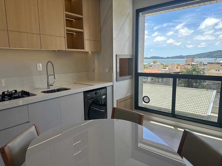 Apartamento com vista para o mar em Bombinhas