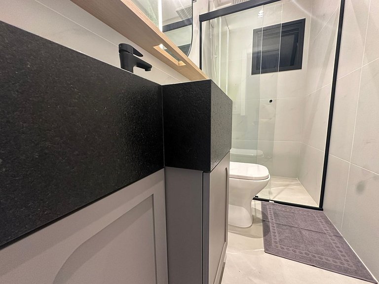 Apartamento com Jacuzzi e Piscina • 120 m da Praia